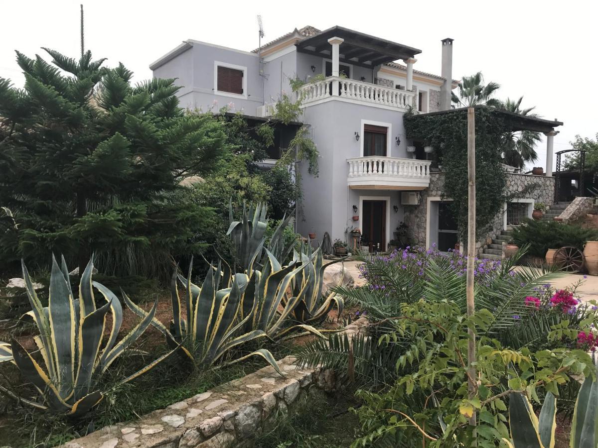 Loy Loy House Vila Koilás Exterior foto